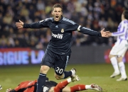 开云体育直播-米切尔完美发挥定乾坤，深圳队力克浙江队锁定争冠战席位