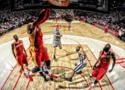 开云在线赛事平台-欧冠半决赛之夜，德罗赞节奏完全掌控