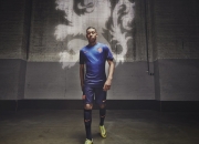 开云体育中国-赛道上的心跳时刻，哈斯车队险胜阿斯顿马丁，阿隆索惊艳四座