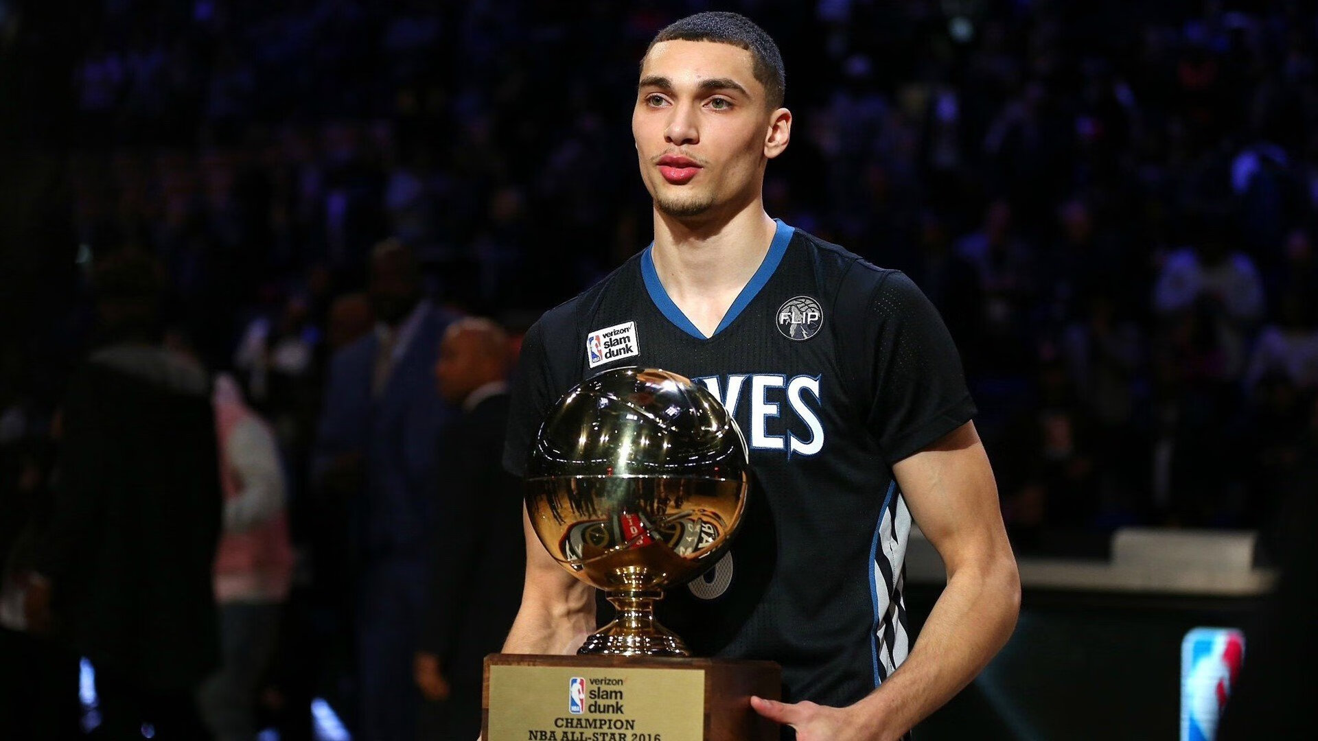 逆转之夜，马龙关键制胜，中国乒乓捍卫荣耀